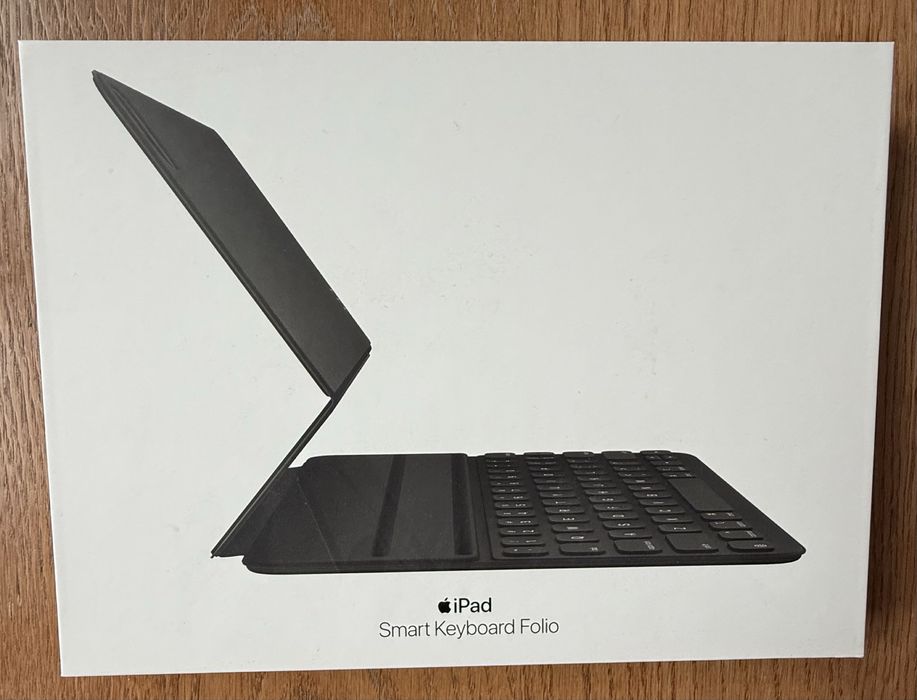 iPad Pro 11” 256 GB + Smart Keyboard Folio (ZESTAW)