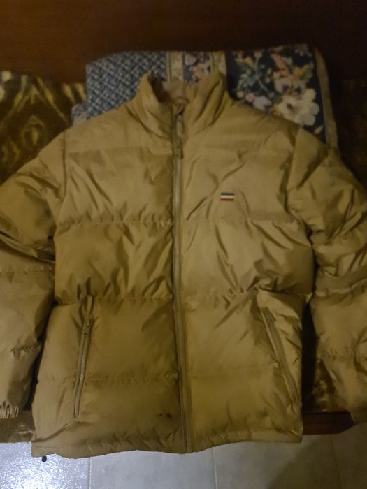 Vendo casaco Levis  alcochoado