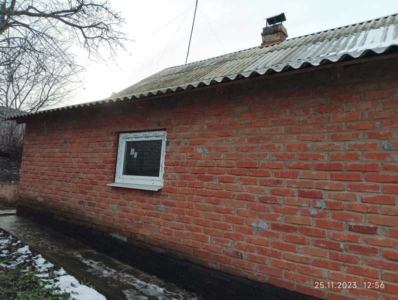 Продам дом в Мерефе.