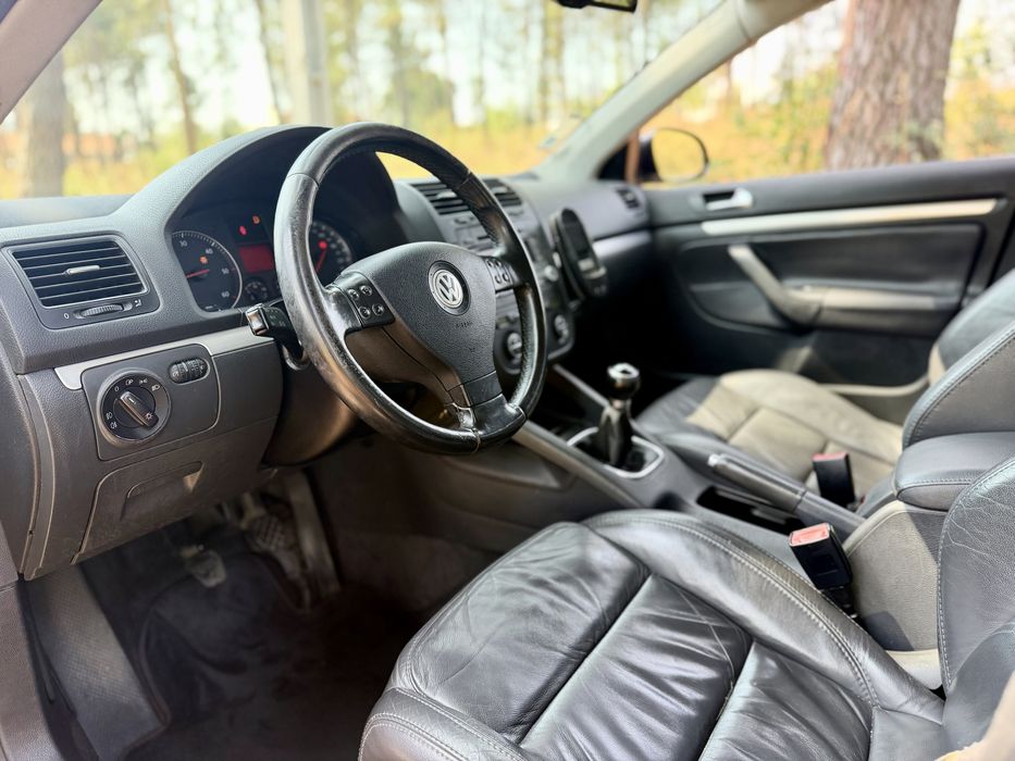 Volkswagen Jetta 2.0 TDI 140cv