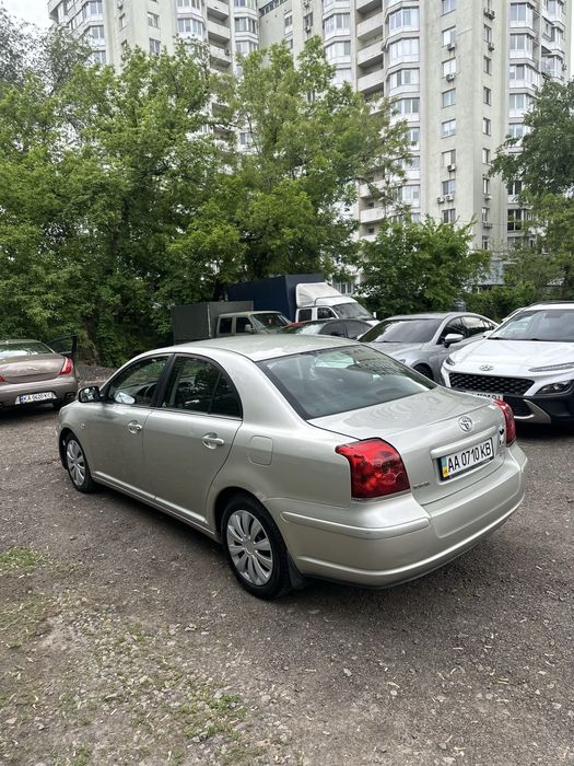 Toyota Avensis! Автомат! 2.0!
