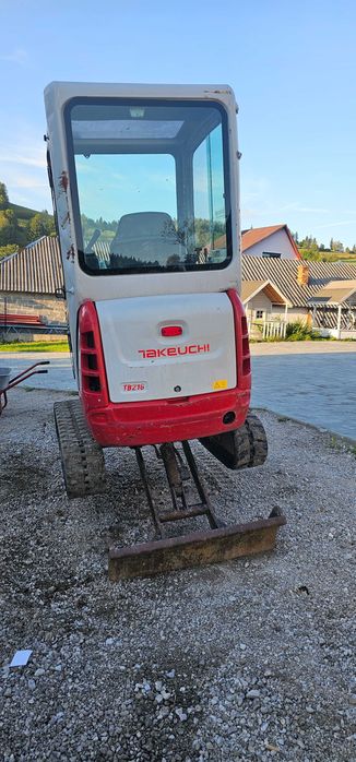 Takeuchi tb216 2017r