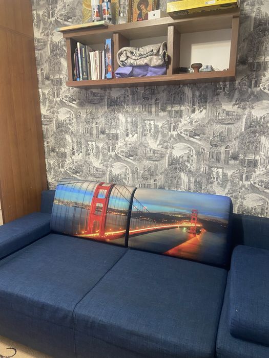 Здається кімната 4 кімнатній квартирі.