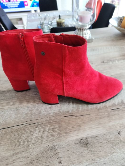 Botki czerwone rozmiar 38
