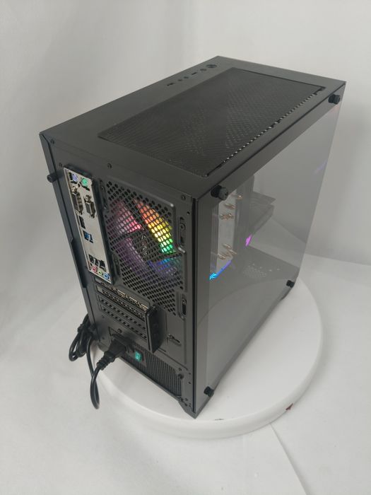 Komputer Gamingowy i7-14700,RTX 5060 Ti 16GB,B760 DDR5,SSD,Win 11Pro