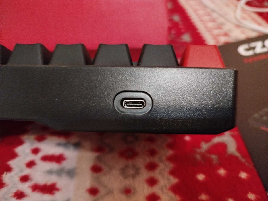 Механічна клавіатура CZC Gaming Halfling Silent Edition