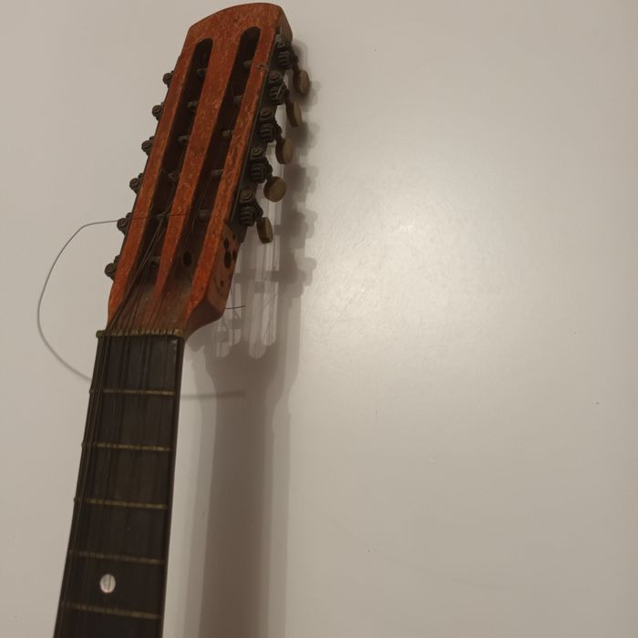Stara mandolina gitara