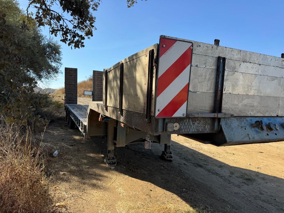 Montenegro – Porta Máquinas – 1997