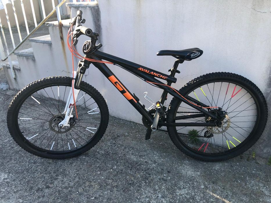 Bicicleta GT Avalanche - bom estado