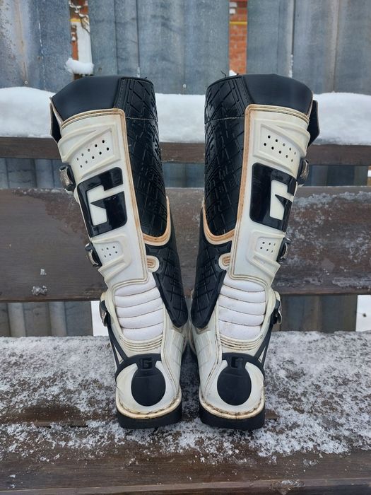 Мотоботи крос єндуро Gaerne Leat Alpinestars TCX Sidi Oneal Tech Fox