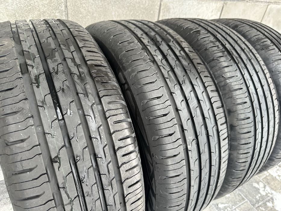 Продам шини Continental 215 55 17 нові