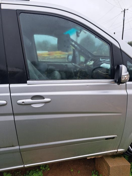 Várias peças mercedes vito/ viano w639