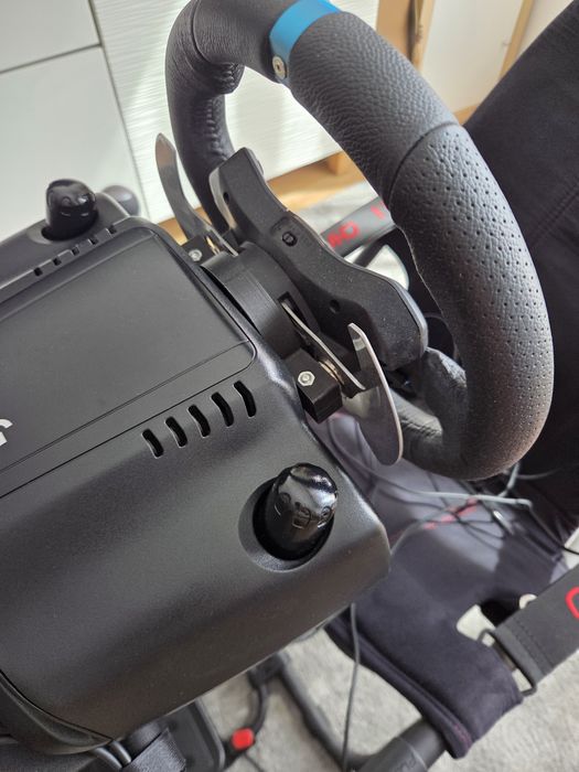 Playseat Challenge + Logitech G29 + Shifter
