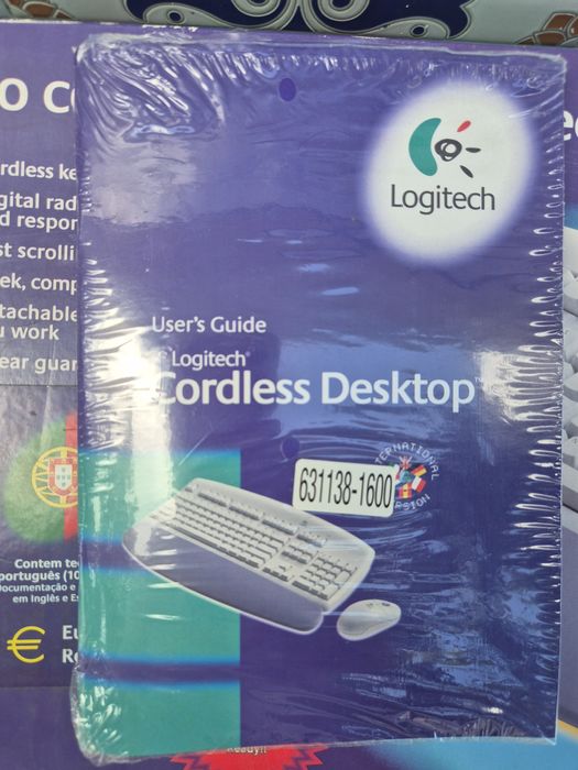 Rato e teclado sem fios Logitech Cordless Desktop