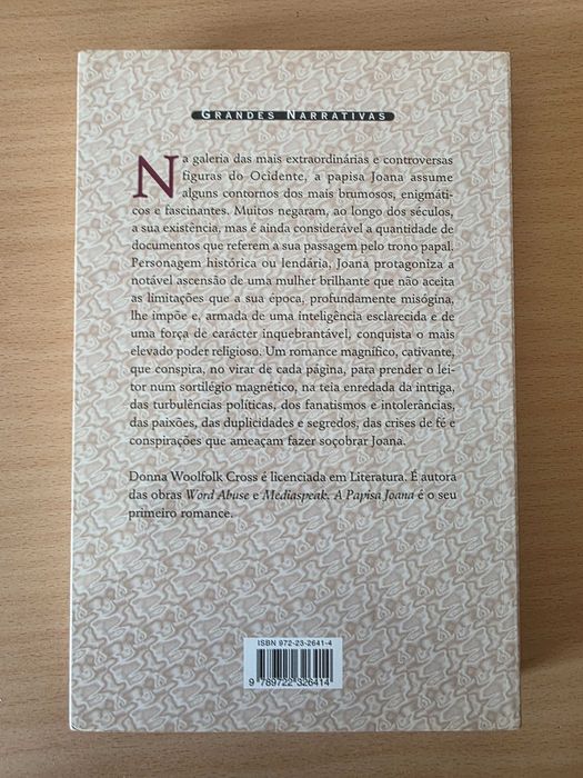 Livro "A Papisa Joana" de Donna Woolfolk Cross