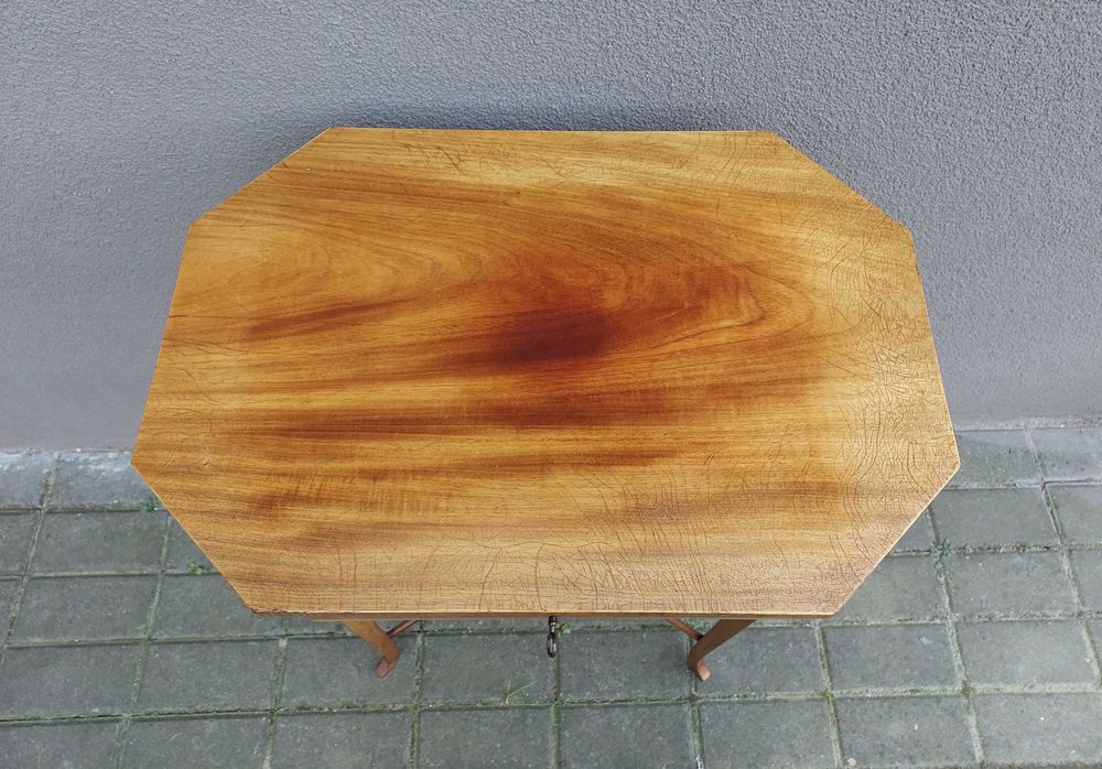 Stary finezyjny stolik niciak secesja mahoń  D096