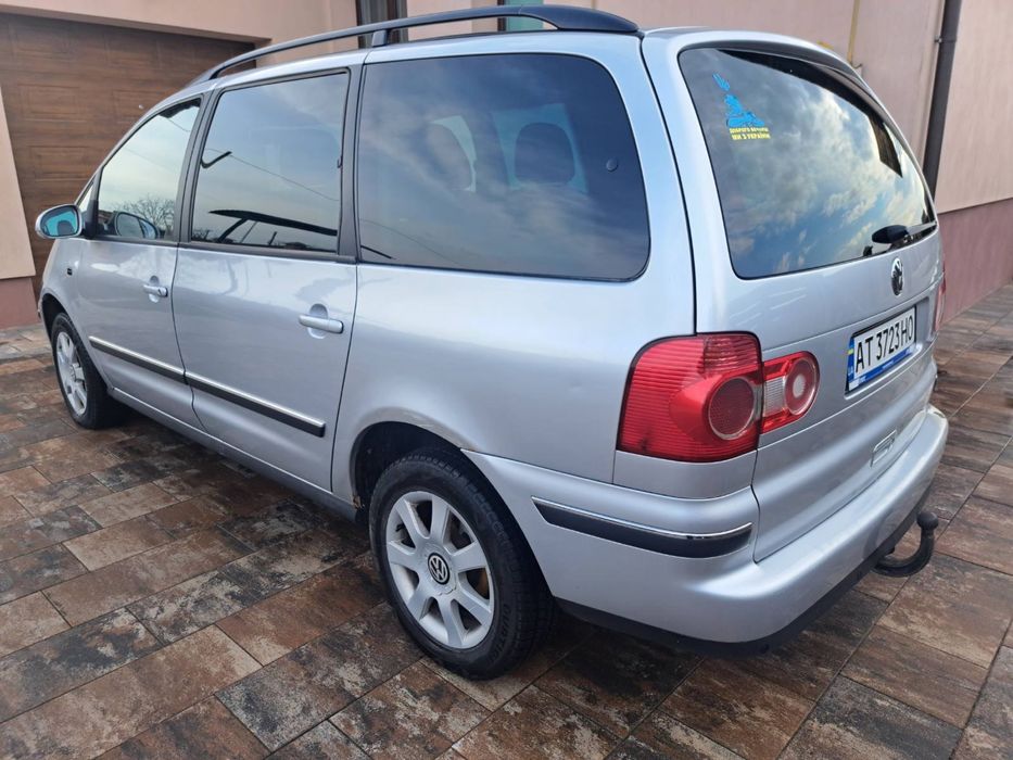 Продам Volkswagen Sharan 2005 року