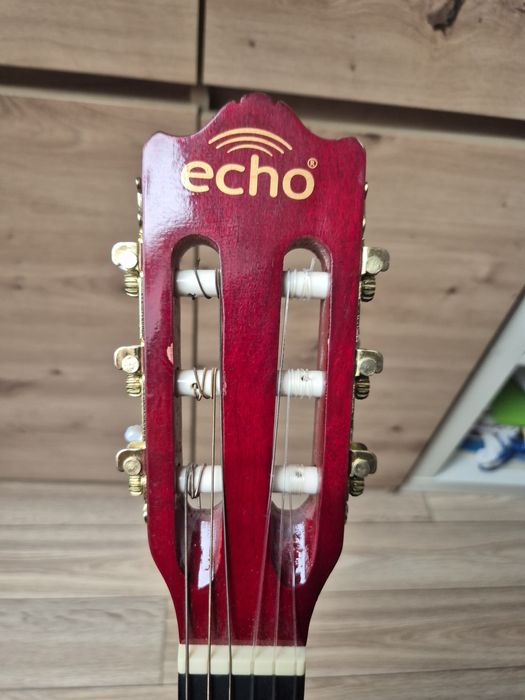Dziecięca gitara akustyczna Echo