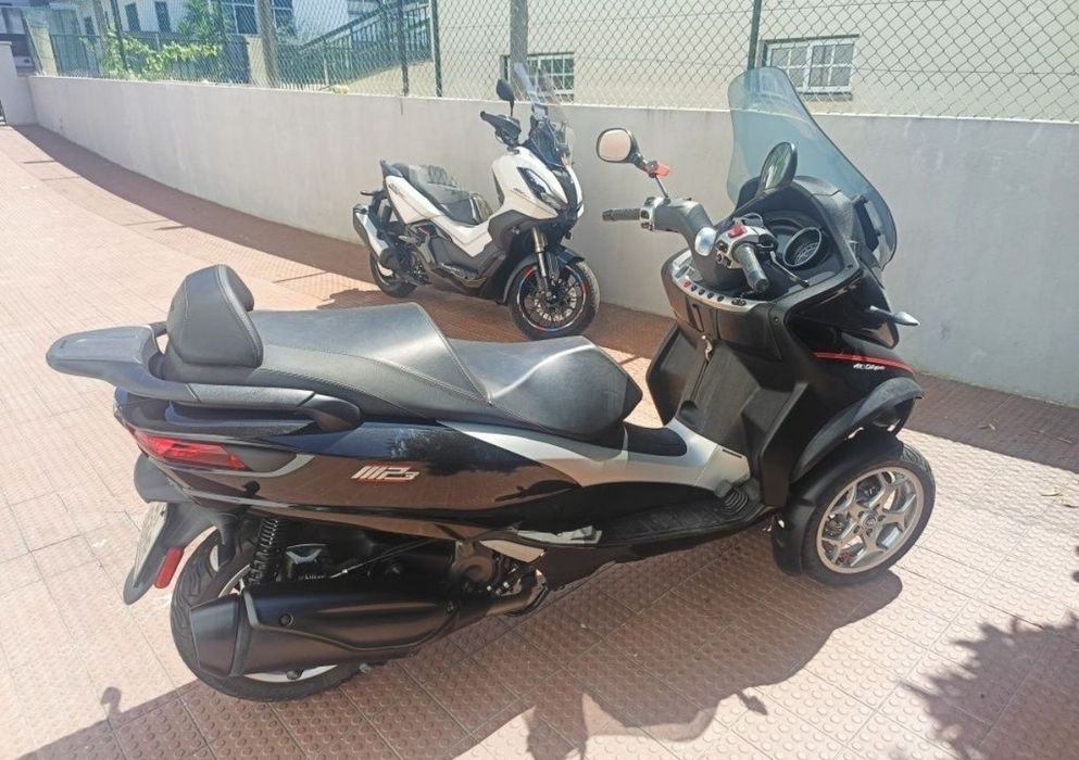 Piaggio mp3 400 2022