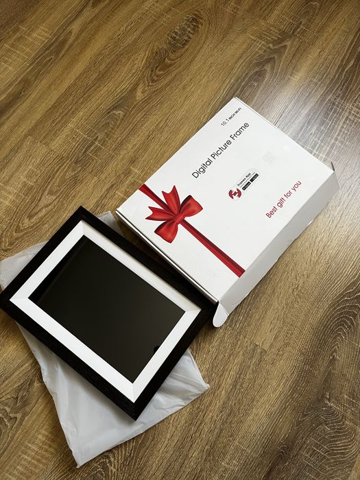 Нова цифрова електронна фоторамка Frameo 10.1 дюймів