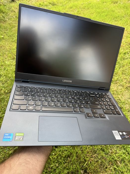 Lenovo Legion 15ITH6 запчастини або під ремонт