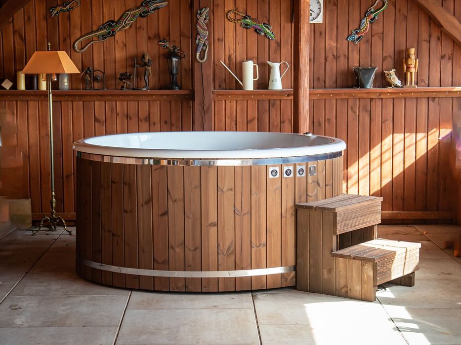 Balia ogrodowa Jacuzzi Hot Tuba Bania Gorąca Beczka dysze hydromasaż