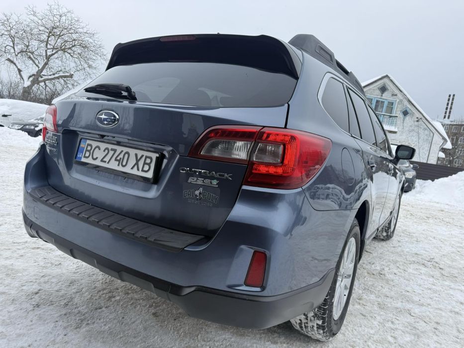 Subaru OUTBACK 2017r