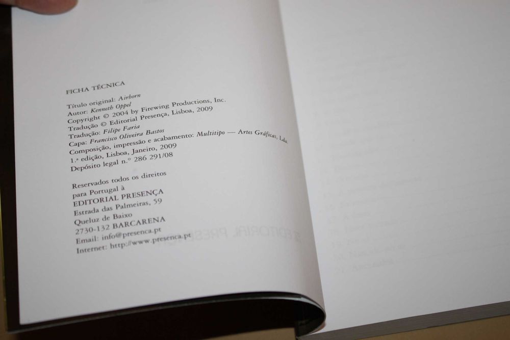 A Pantera das Nuvens // Kenneth Oppel