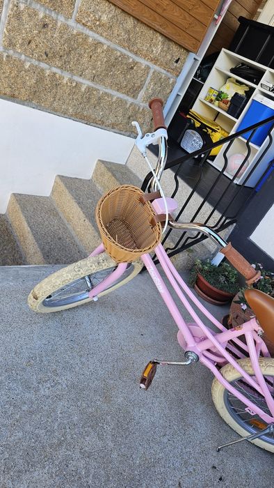 Bicicleta de menina