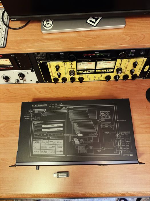 Roland INTEGRA 7  – Made in Japan