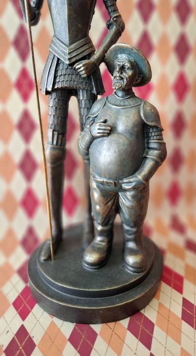 Estatueta D. Quixote e Sancho Pança