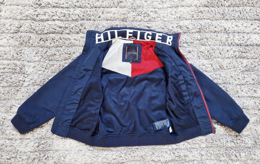 Kurtka Tommy Hilfiger roz. 122 jesienna wiosenna jak nowa