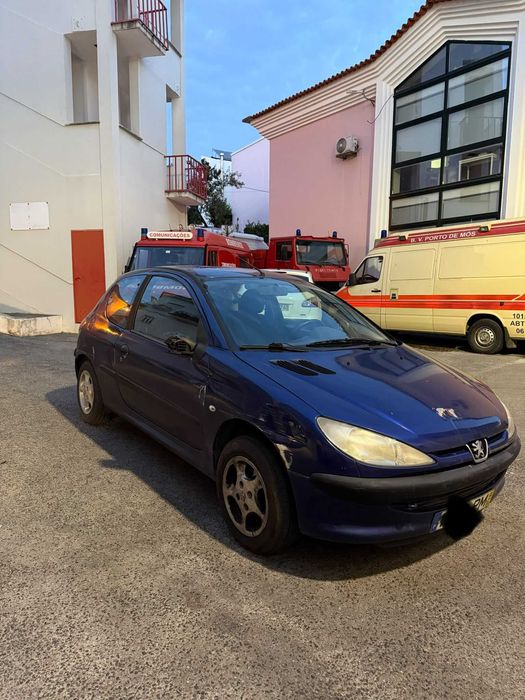 Peugeot 206 1.1 XR ano 2000 — photo 4