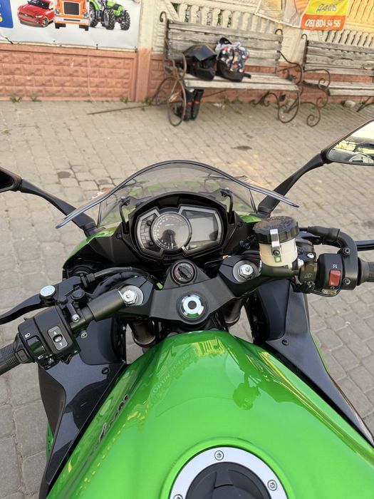 Kawasaki Ninja Z1000SX