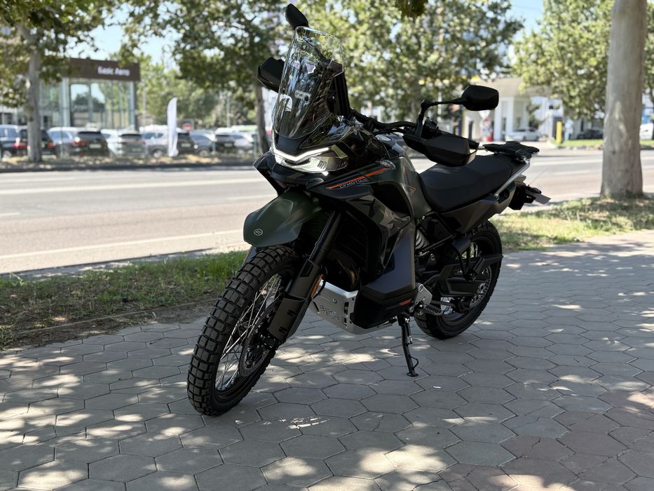 Мотоцикл CFMOTO 1000MT-X