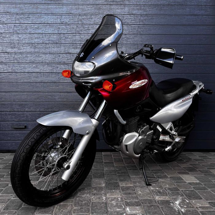 Продам мотоцикл Suzuki XF650 (0141)