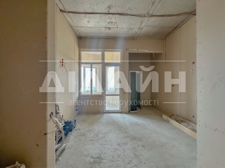 Видова 3кімн. квартира під ремонт! ЖК «Лермонтова»