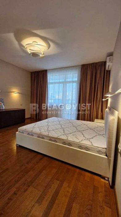 Продаж 3-кім центр вул Антоновича 131 ЖК Парк-хол Горький