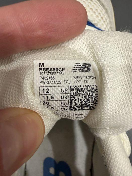 Кросівки New Balance 550 розмір 30 кроси кроссовки натуральні стан ідеальний