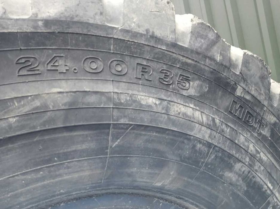 Opona Opony 24,00 24.00 - R 35 Marangoni Skalne