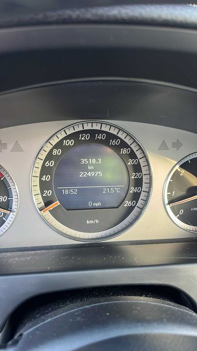 Mercedes C320 AMG