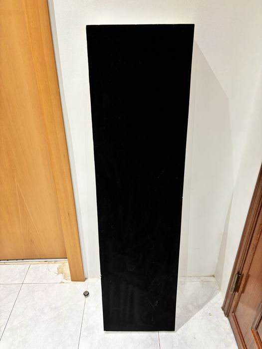 Armario guarda-joias com espelho corpo inteiro