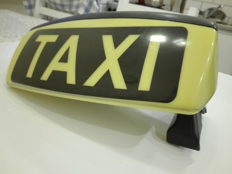 kogut mercedes 212 taxi mercedes 211 lampa w205