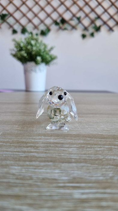 Figura em cristal- Cão decorativo facetado . Marca Preciosa
