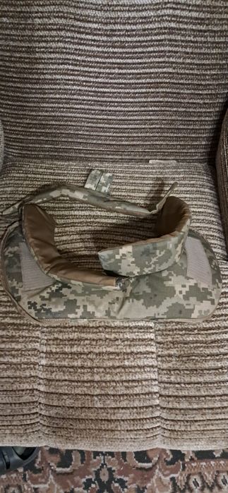 Захист шиї.  Новий.