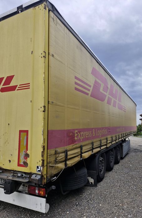 Naczepa firanka Krone