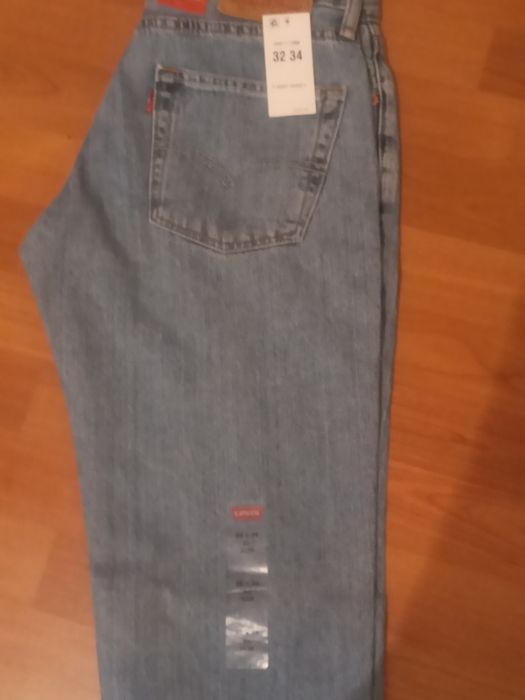 Продам джинсы НовыеLevis 511
