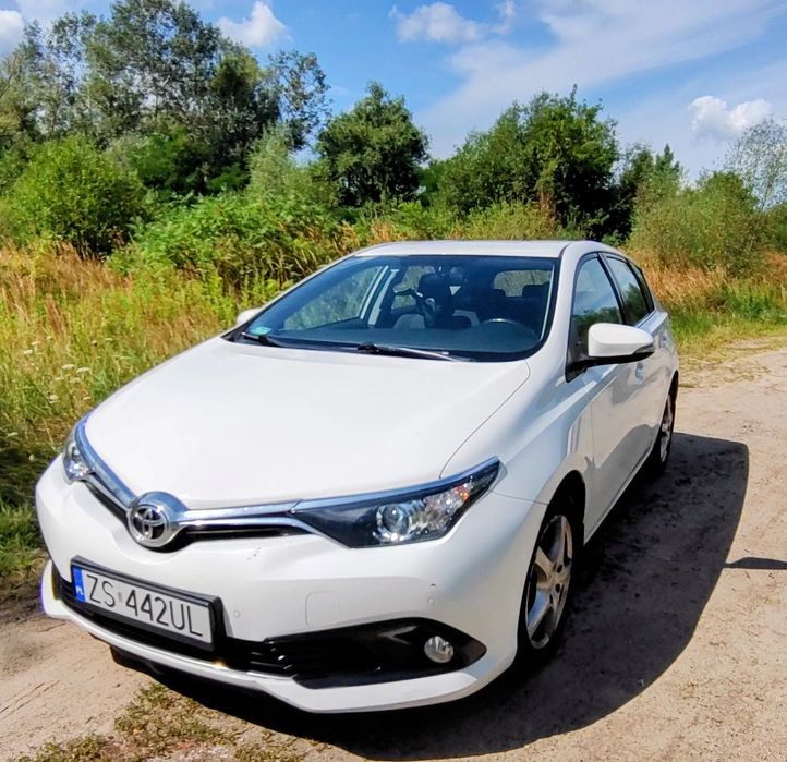 Toyota Auris Toyota Auris Premium 1.33 Benzyna PL salon 65 010 km