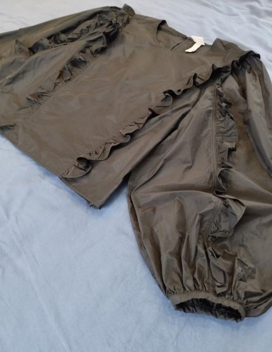 Вишукана блуза з тафти H&M, ідеальний стан, розмір M-L