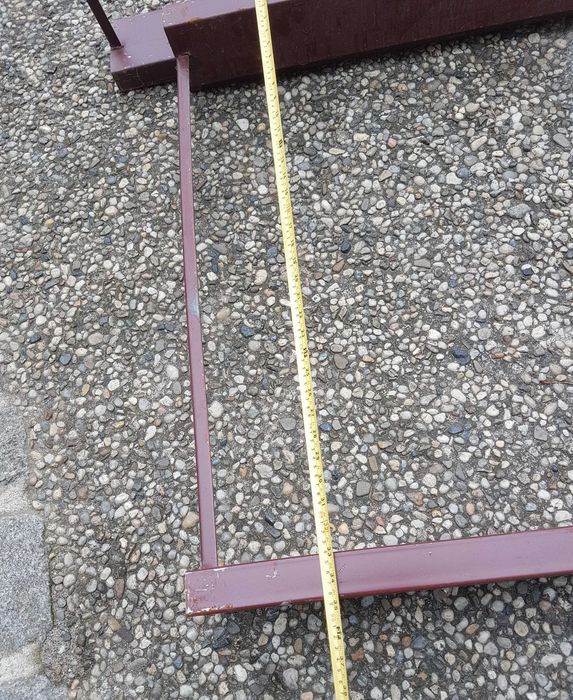 Sprzedam ościeżnice metalowe dwie sztuki  80